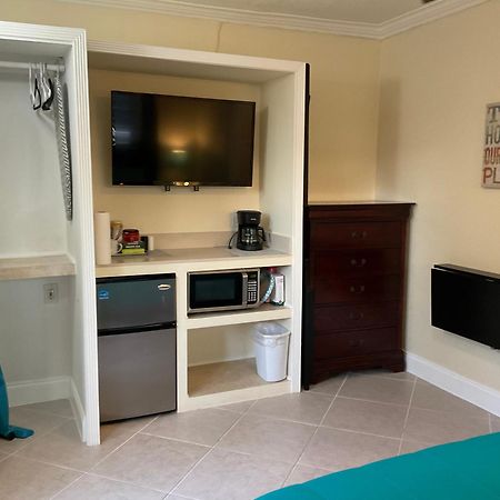 Cozy Guest Room Pompano Beach Bagian luar foto