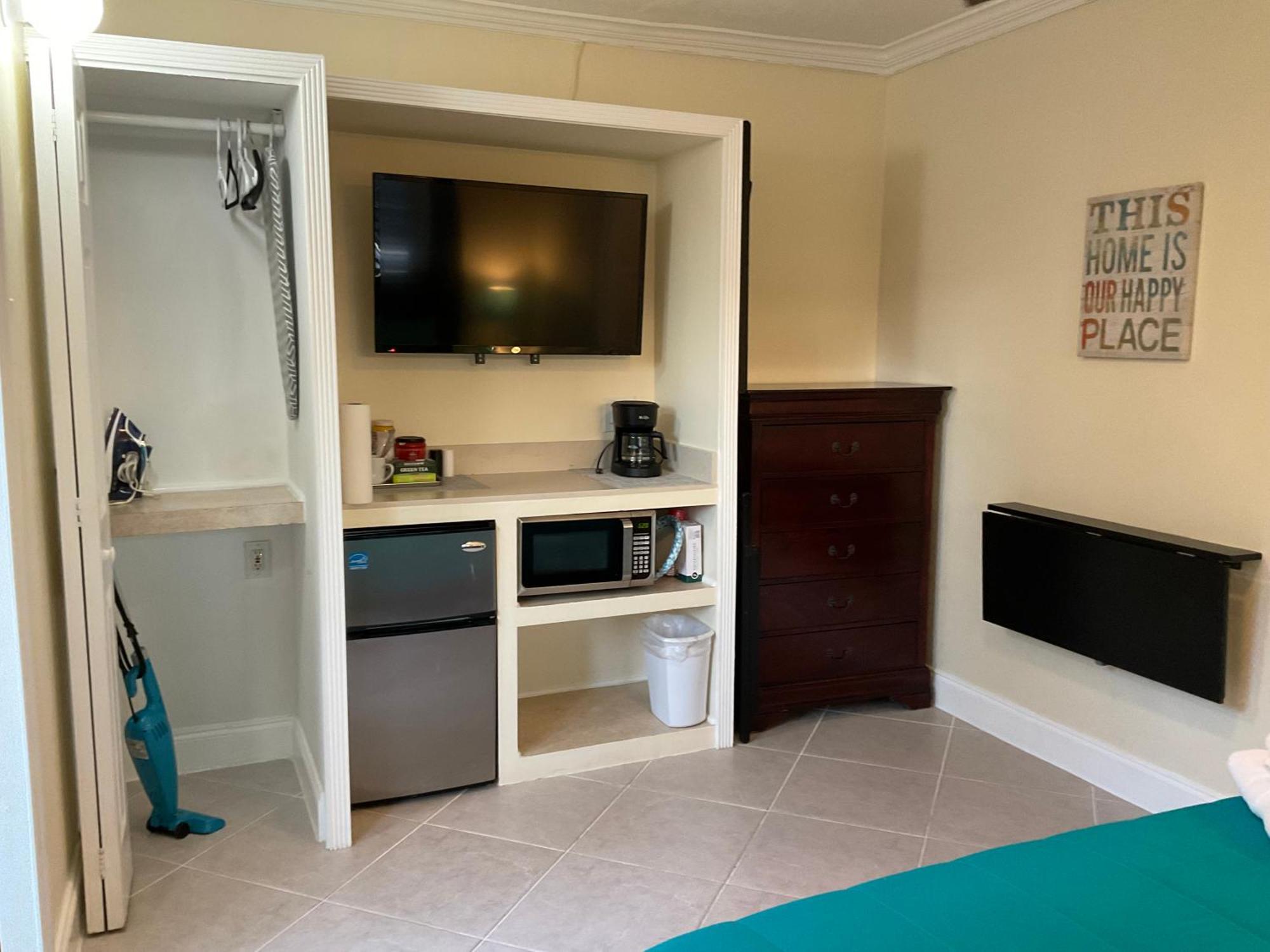 Cozy Guest Room Pompano Beach Bagian luar foto