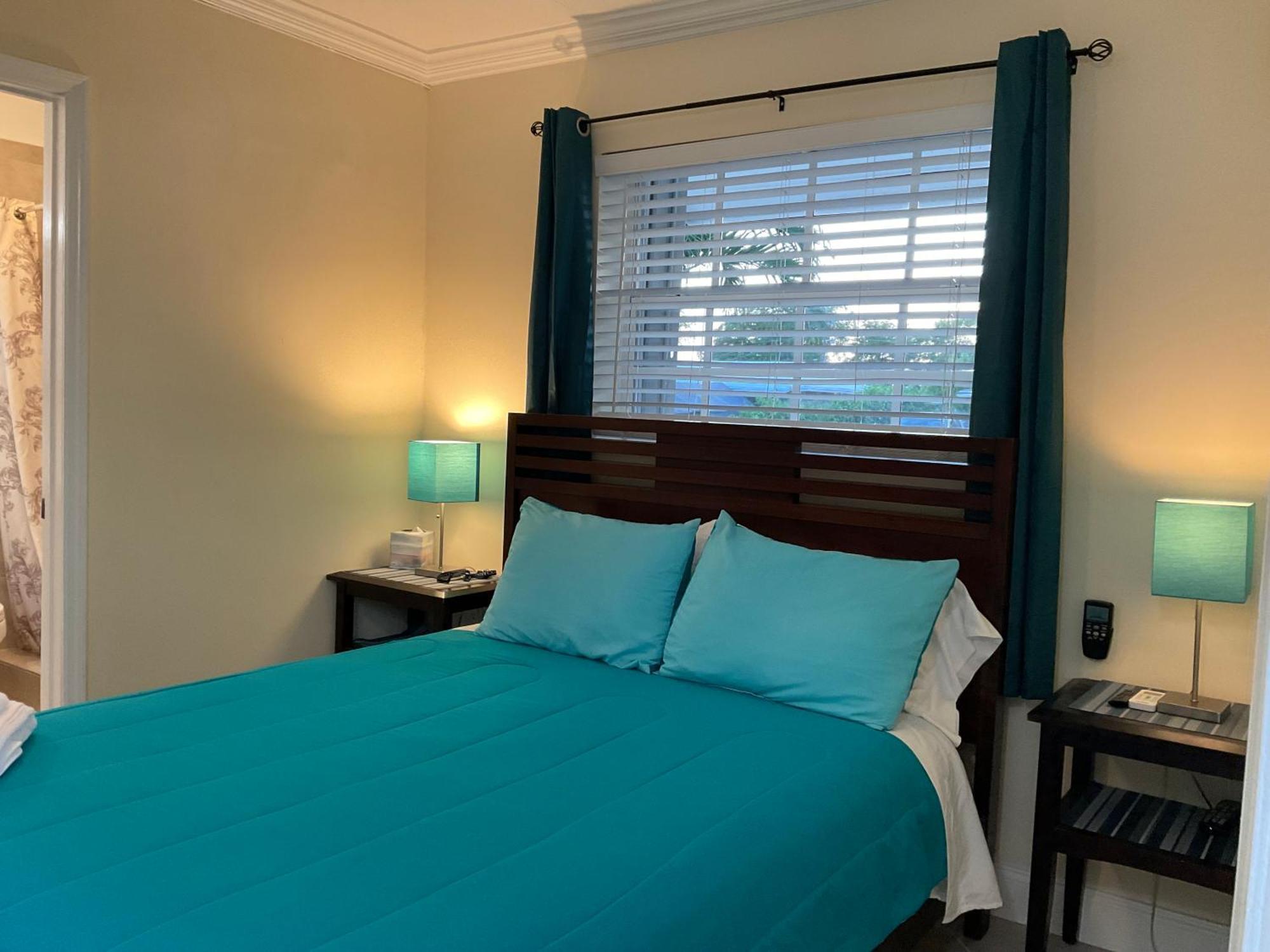 Cozy Guest Room Pompano Beach Bagian luar foto